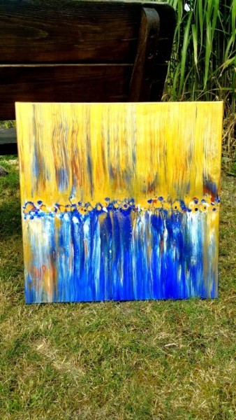 Pouring swipe Gold